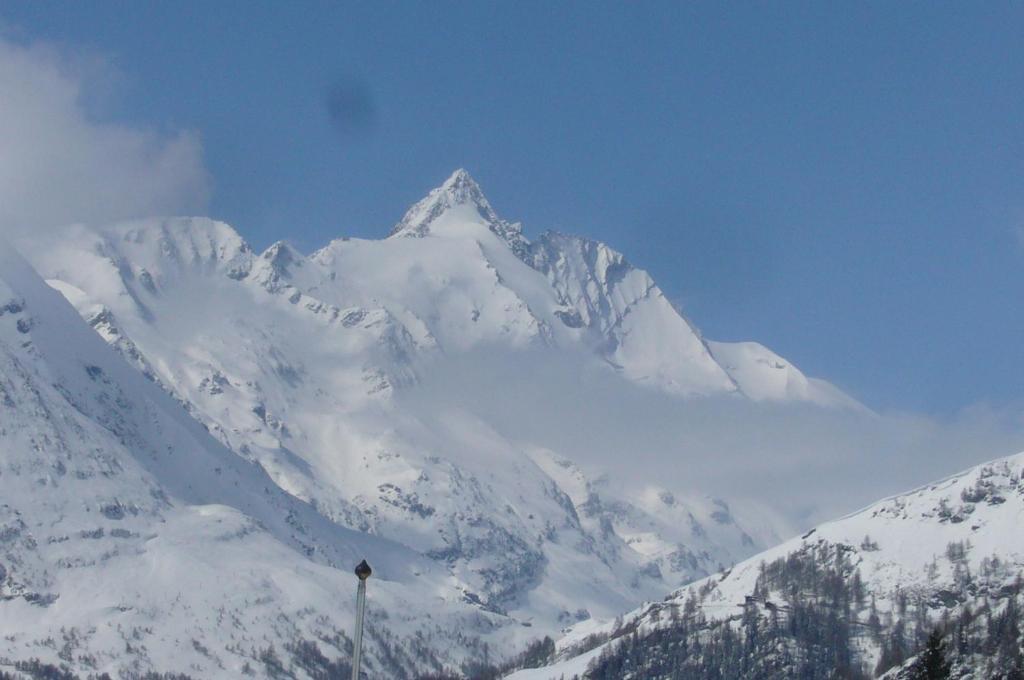 Haus Rupitsch Hotel Winklern  Bagian luar foto