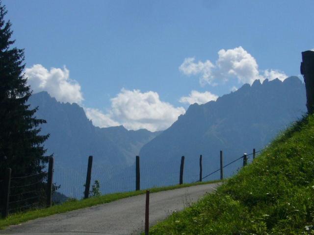 Haus Rupitsch Hotel Winklern  Bagian luar foto