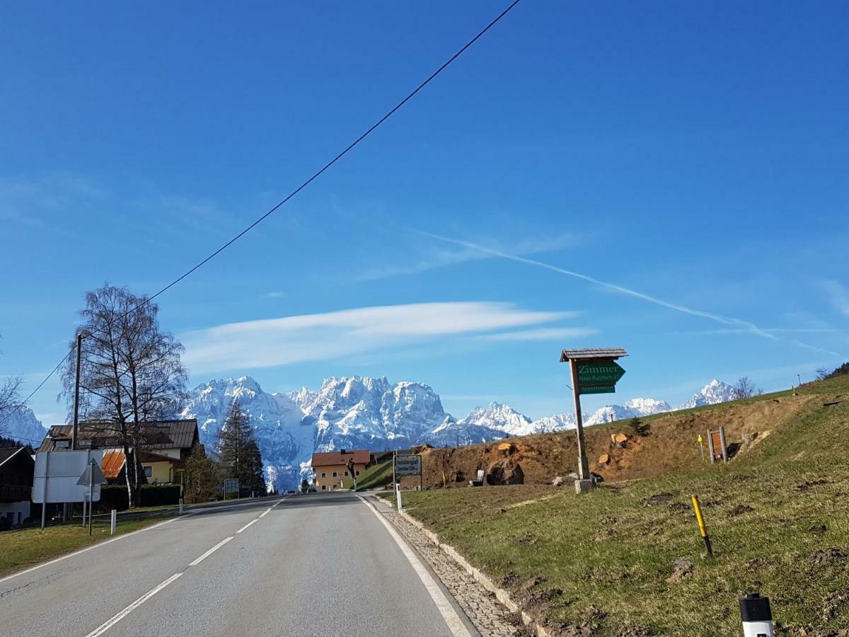 Haus Rupitsch Hotel Winklern  Bagian luar foto